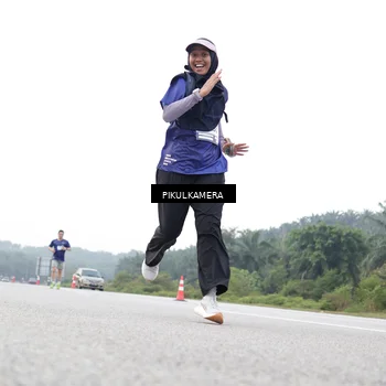 Runner Photo 7506649