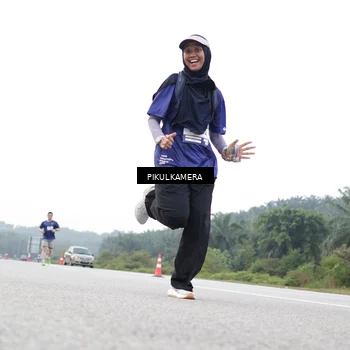 Runner Photo 7506651