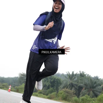 Runner Photo 7506669