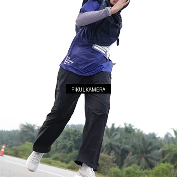 Runner Photo 7506681
