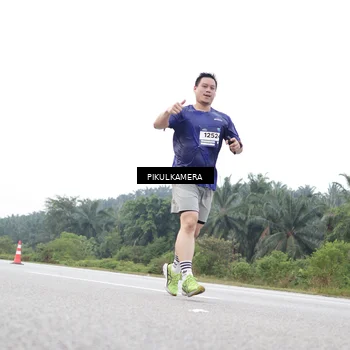 Runner Photo 7506685