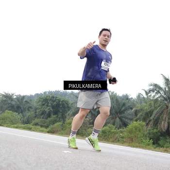 Runner Photo 7506700