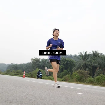 Runner Photo 7506722