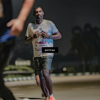 Runner Photo 7506727