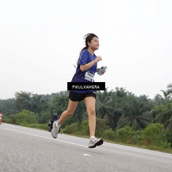 Runner Photo 7506730