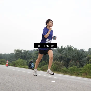 Runner Photo 7506732