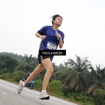 Runner Photo 7506740