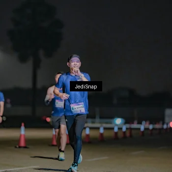Runner Photo 7506752