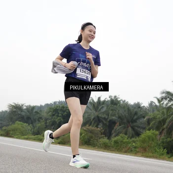 Runner Photo 7506753
