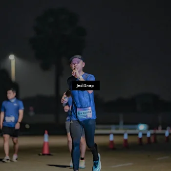 Runner Photo 7506756