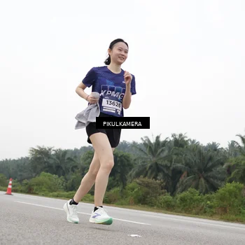 Runner Photo 7506762