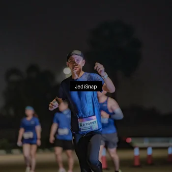Runner Photo 7506767