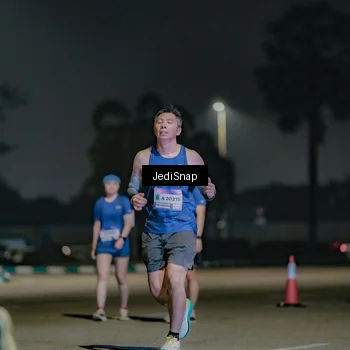 Runner Photo 7506774