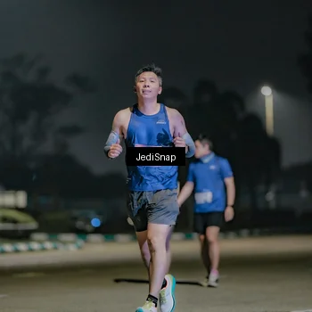 Runner Photo 7506781