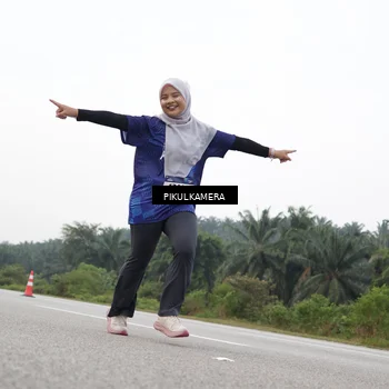 Runner Photo 7506794