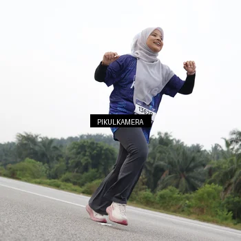 Runner Photo 7506804