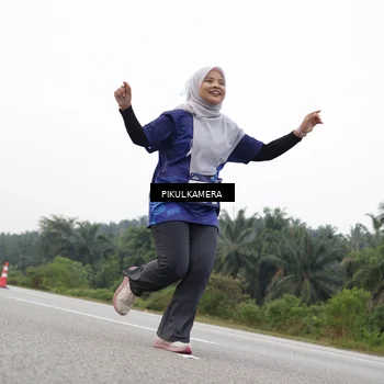 Runner Photo 7506805
