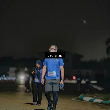 Runner Photo 7506806