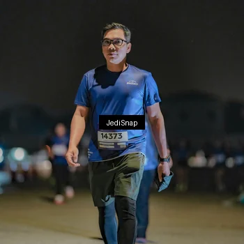 Runner Photo 7506815