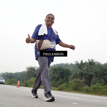 Runner Photo 7506818