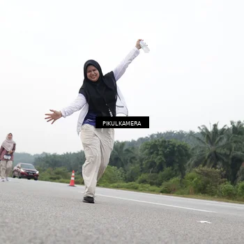 Runner Photo 7506843