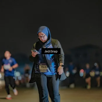 Runner Photo 7506865