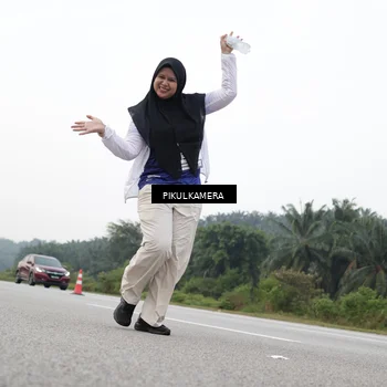 Runner Photo 7506870