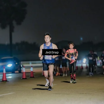 Runner Photo 7506871