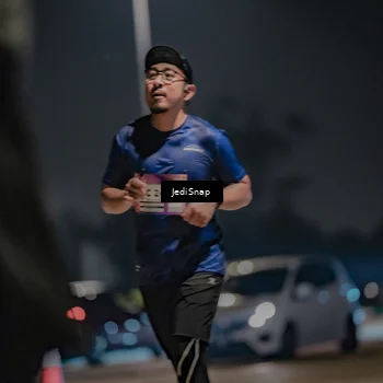 Runner Photo 7506876