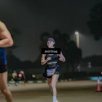 Runner Photo 7506878