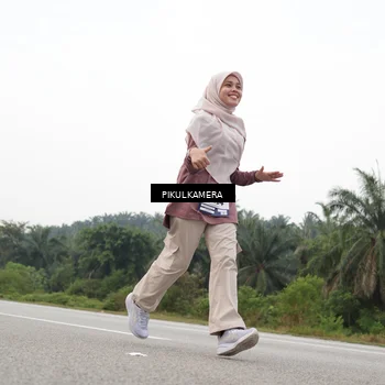 Runner Photo 7506879