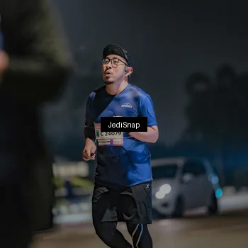 Runner Photo 7506883