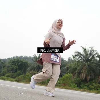 Runner Photo 7506905