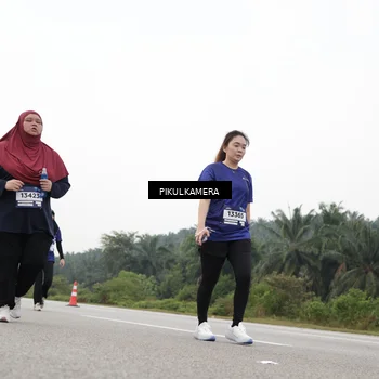 Runner Photo 7506912