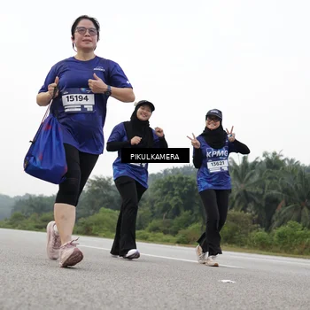 Runner Photo 7506928