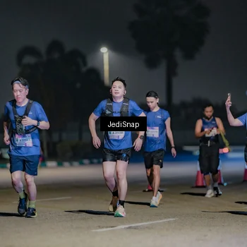Runner Photo 7506940