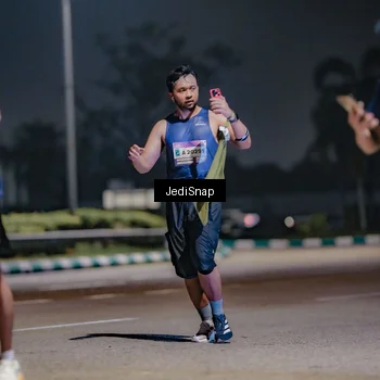 Runner Photo 7506985