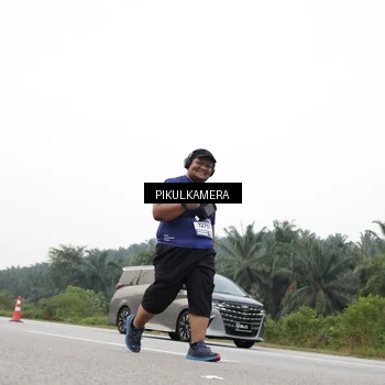 Runner Photo 7507002