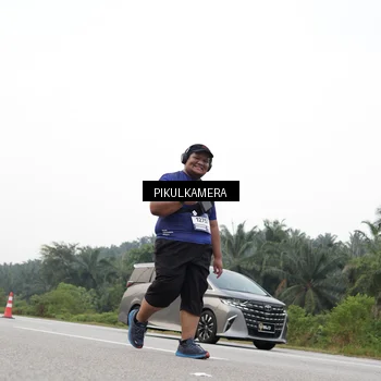 Runner Photo 7507003