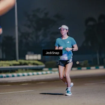 Runner Photo 7507011
