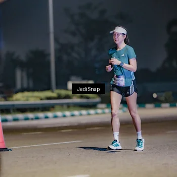 Runner Photo 7507017