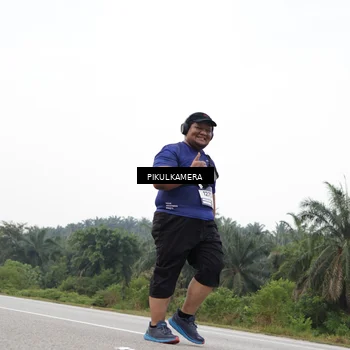 Runner Photo 7507020