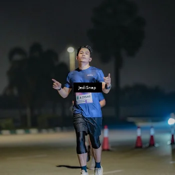 Runner Photo 7507034