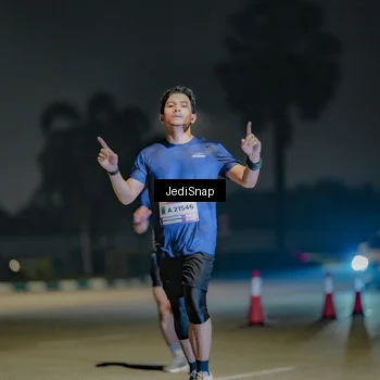 Runner Photo 7507041