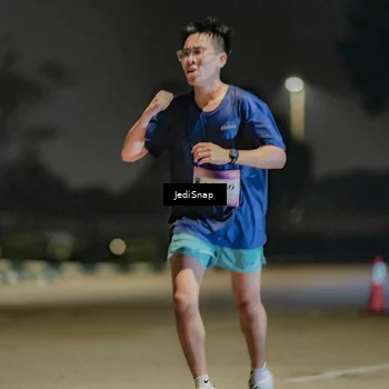 Runner Photo 7507065