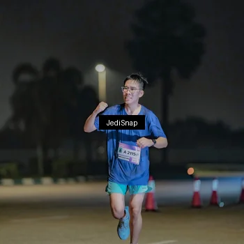 Runner Photo 7507069