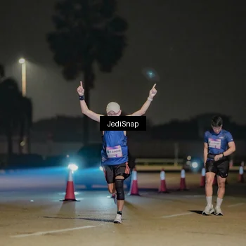 Runner Photo 7507070