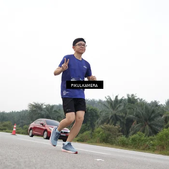 Runner Photo 7507071