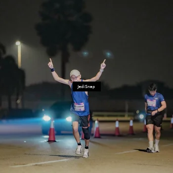 Runner Photo 7507073