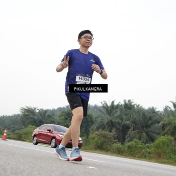 Runner Photo 7507077